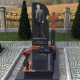 Пам'ятник для молодого хлопця в повний зріст з хрестом № 99821