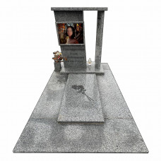 Гранітний пам'ятник з покости та фотосклом на кладовище № 20108