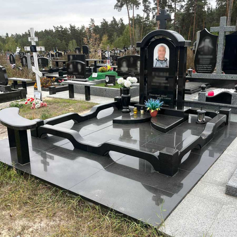 Сучасний пам'ятник на кладовище № 54958