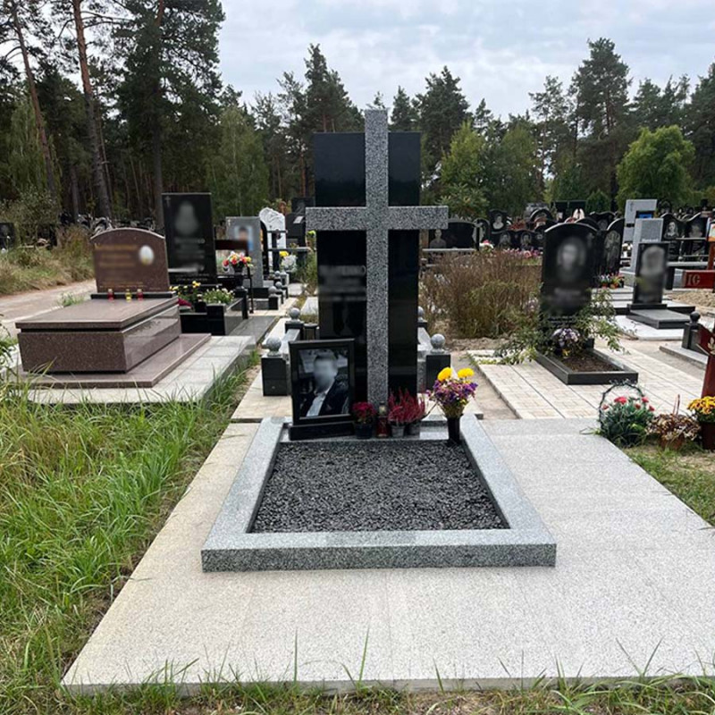 Пам'ятник хрест з додатковим портретом на арці № 90322