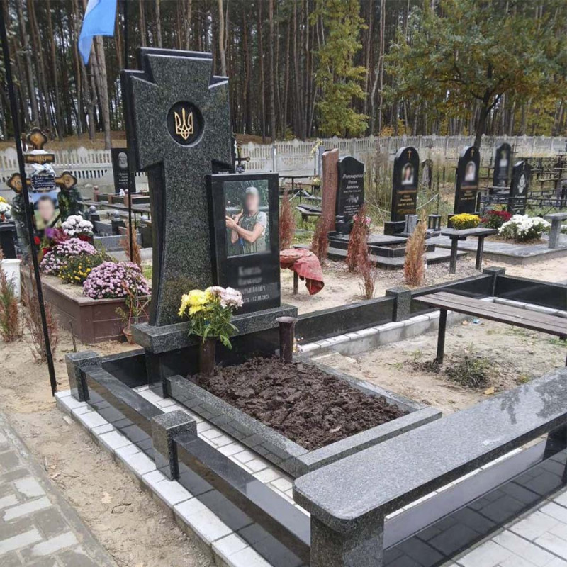 Козацький хрест військовому із зеленого граніту на могилу № 81989