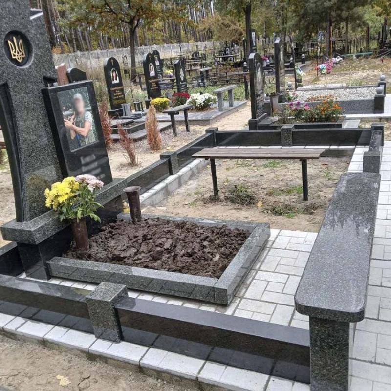 Козацький хрест військовому із зеленого граніту на могилу № 81989