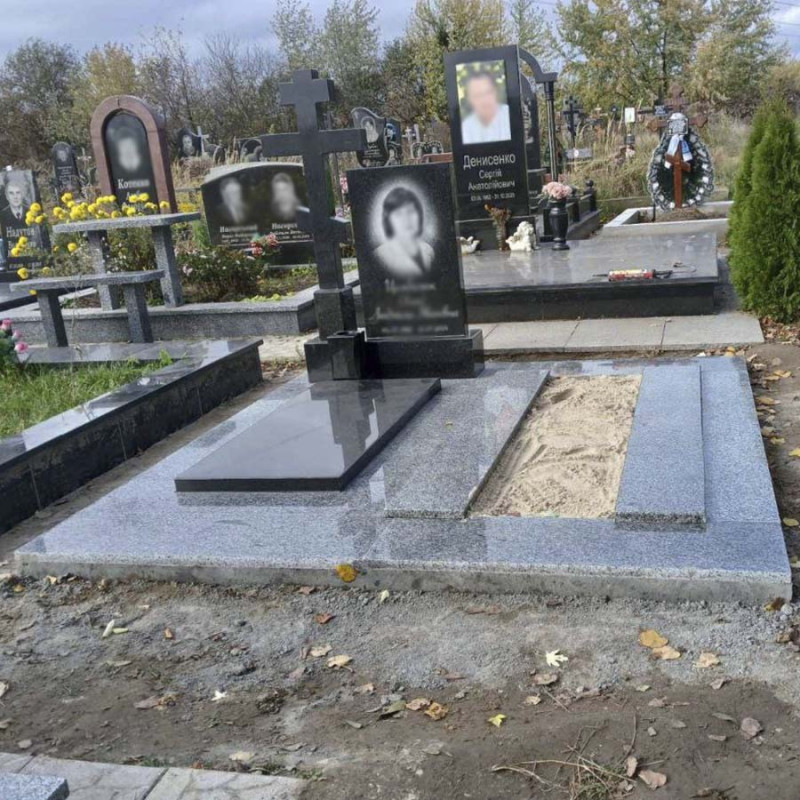 Пам'ятник з хрестом на могилу № 82649