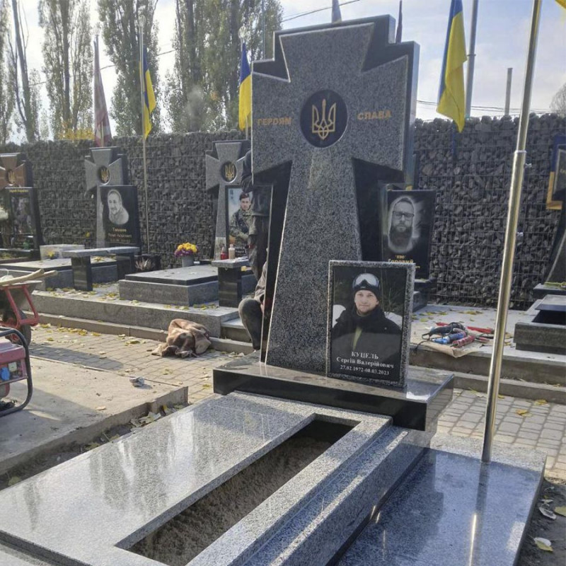 Пам'ятник військовому козацький хрест на кладовище № 50543