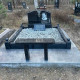 Пам'ятник на двох горизонтальний з хрестом та цоколем № 111853